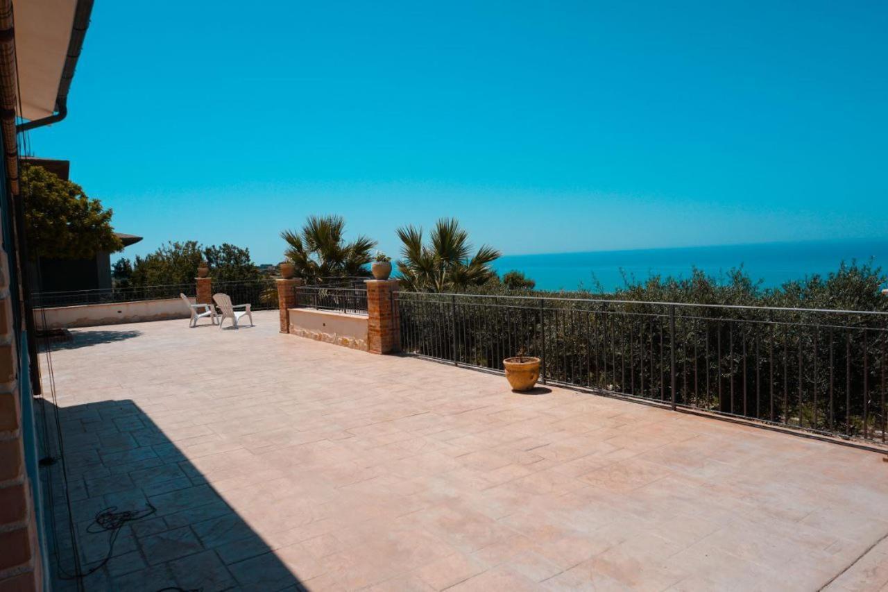 Villa Il Casale di Bovo Marina Montallegro Esterno foto